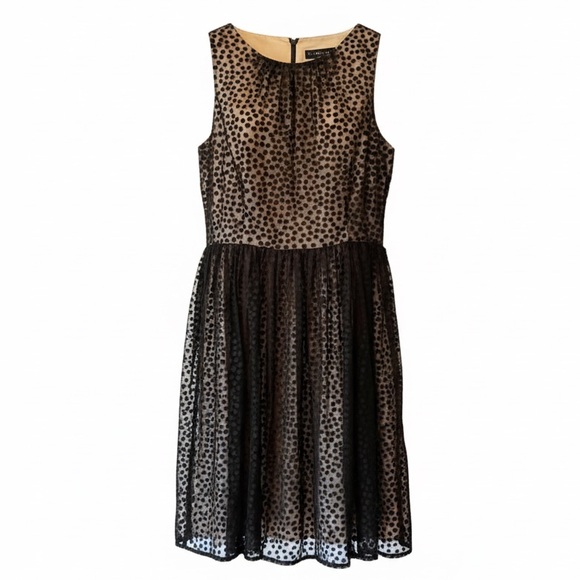 Jessica Howard Dresses & Skirts - Jessica Howard Black and Beige Polka Dot Sleeveless Lined Dress